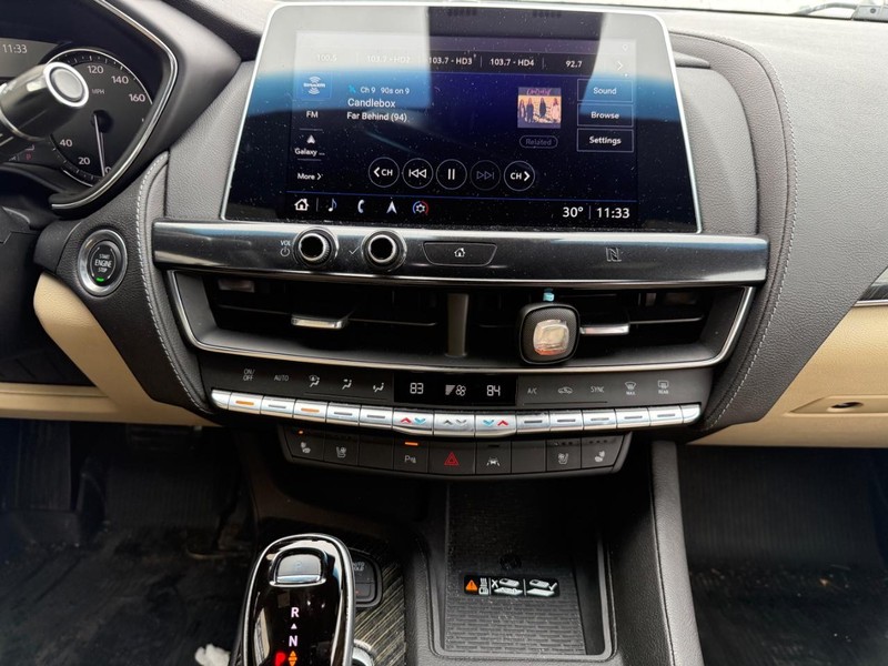 Cadillac CT5 Vehicle Full-screen Gallery Image 20