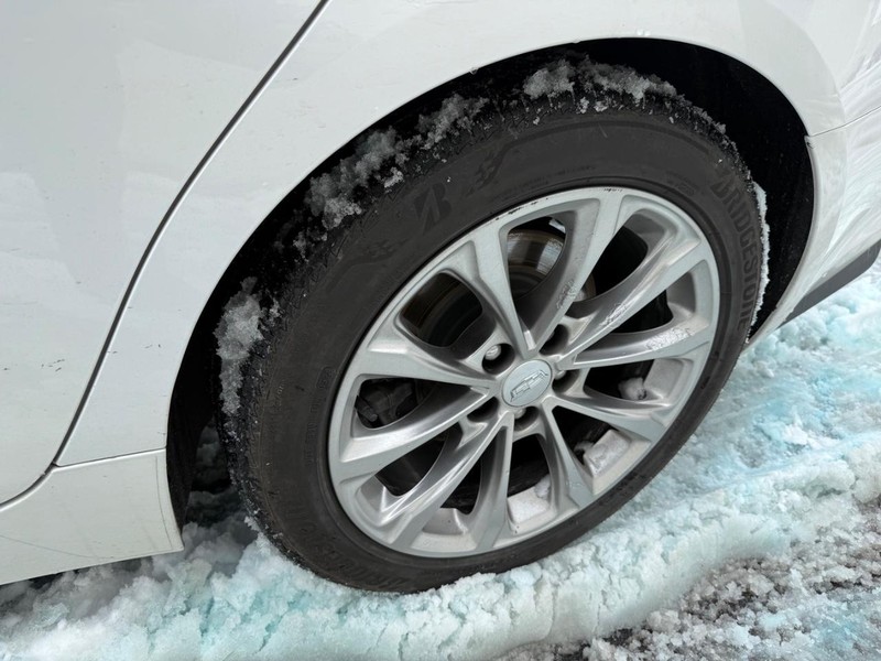 Cadillac CT5 Vehicle Full-screen Gallery Image 22