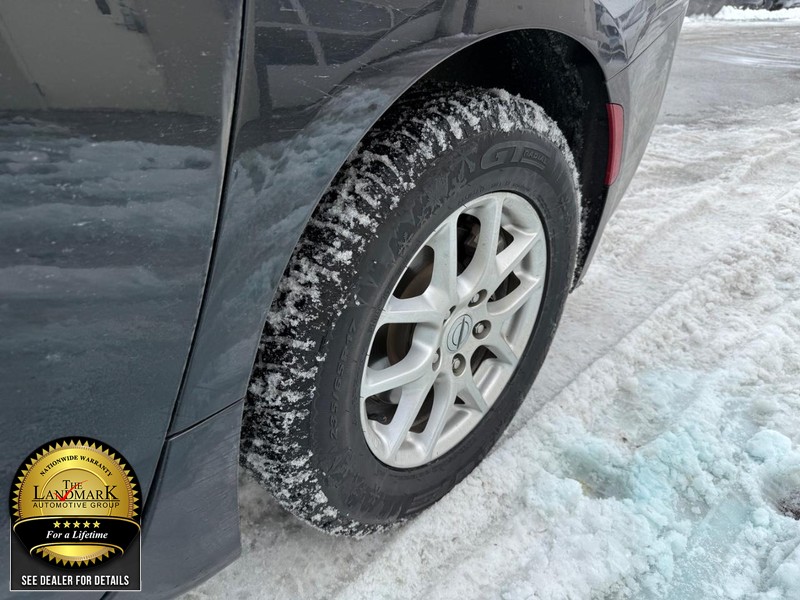 Chrysler Pacifica Vehicle Full-screen Gallery Image 21