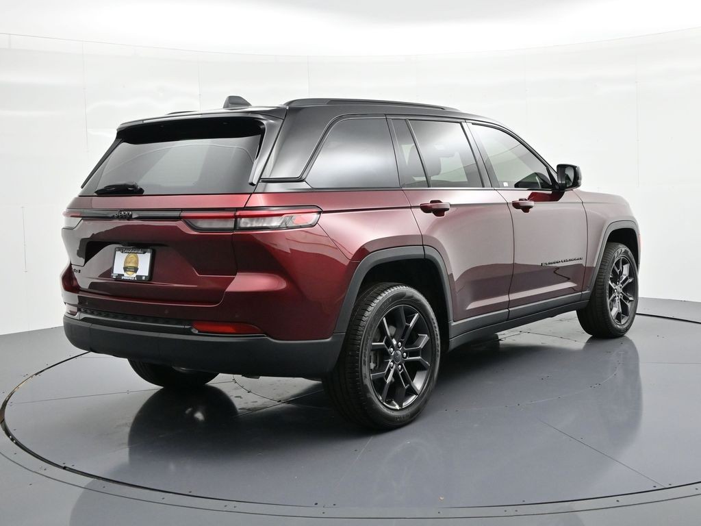 Jeep Grand Cherokee Vehicle Full-screen Gallery Image 6