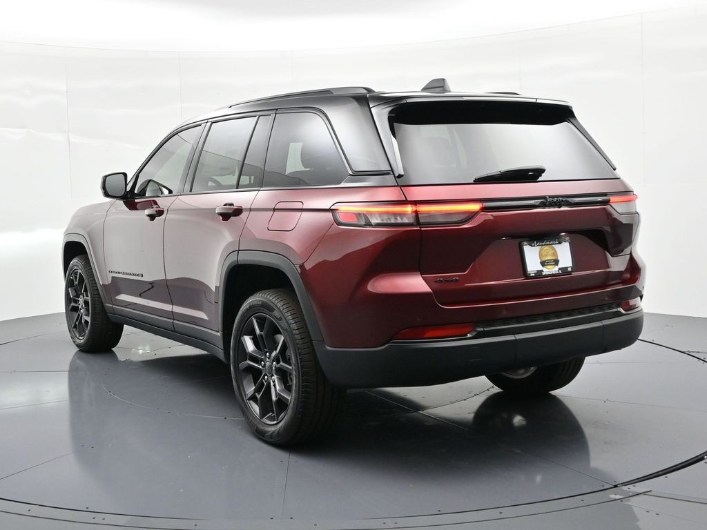 Jeep Grand Cherokee Vehicle Full-screen Gallery Image 8