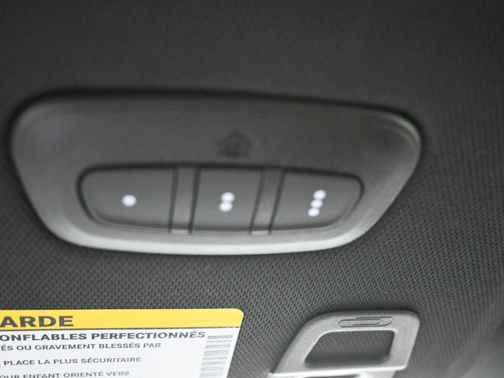 Jeep Grand Cherokee Vehicle Full-screen Gallery Image 23