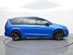 2026 Chrysler Pacifica Select thumbnail image 05