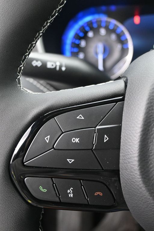 Chrysler Pacifica Vehicle Full-screen Gallery Image 19