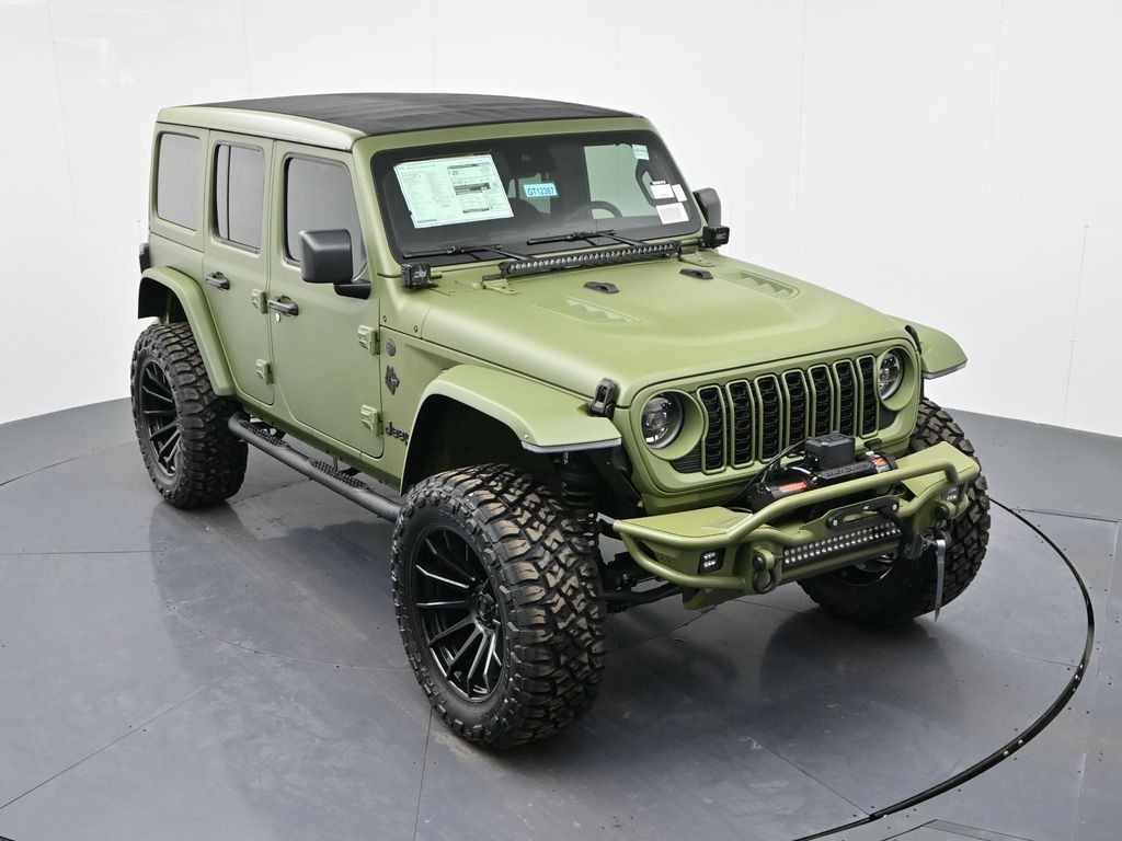 Jeep Wrangler Vehicle Full-screen Gallery Image 16