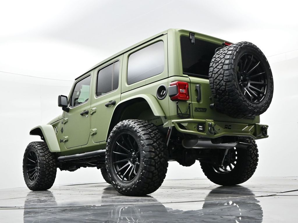 Jeep Wrangler Vehicle Full-screen Gallery Image 20