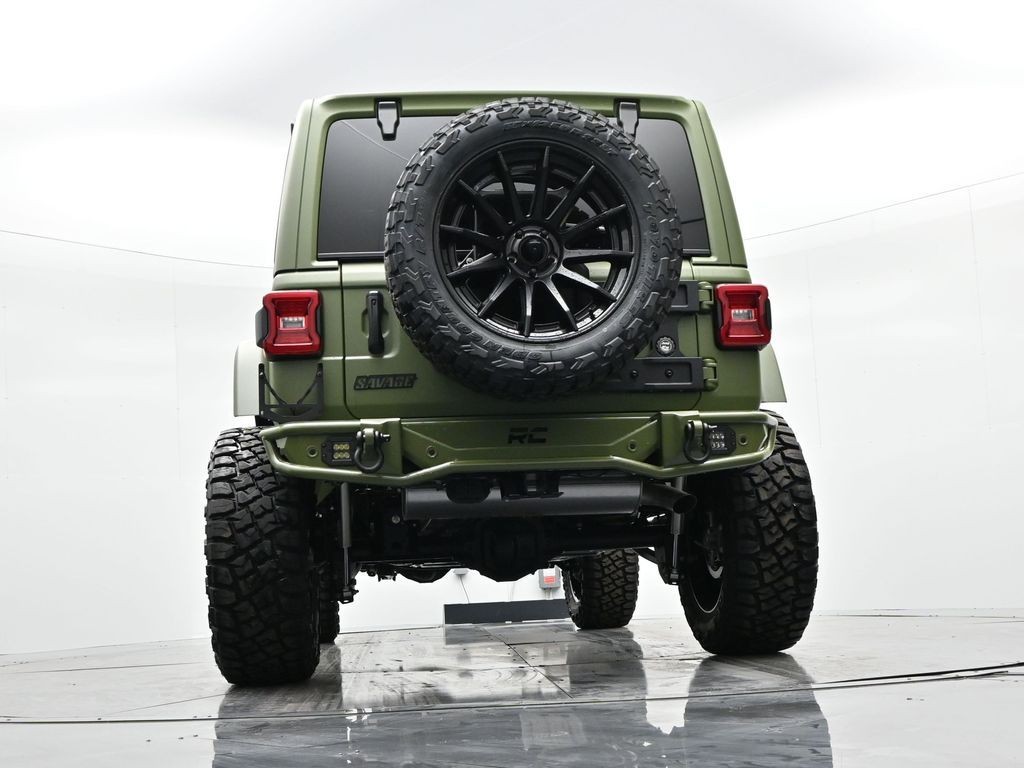 Jeep Wrangler Vehicle Full-screen Gallery Image 21
