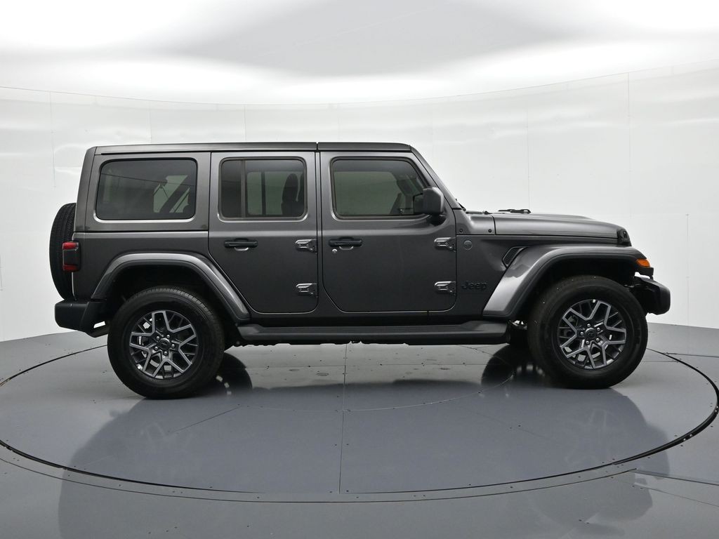 Jeep Wrangler Vehicle Full-screen Gallery Image 5