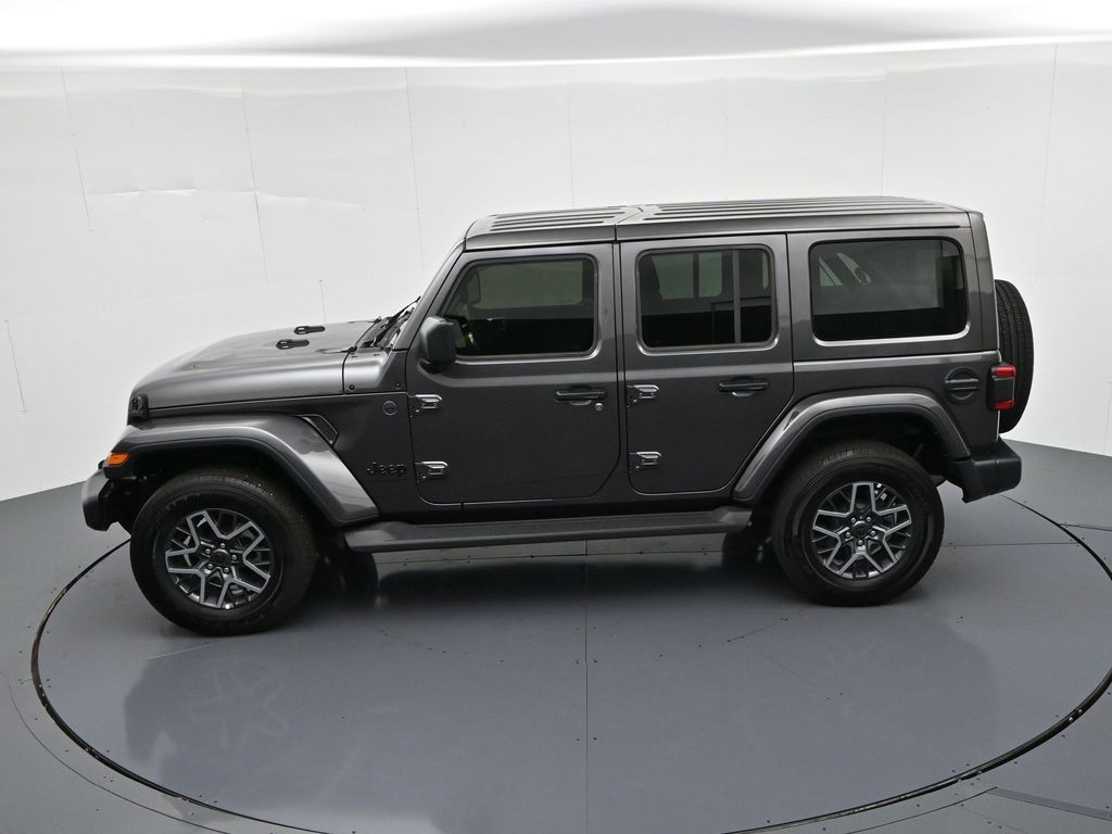 Jeep Wrangler Vehicle Full-screen Gallery Image 18