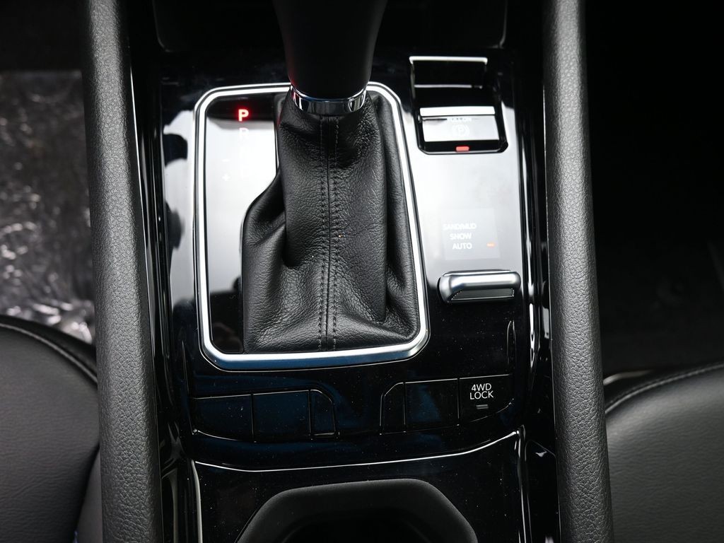 Jeep Compass Vehicle Full-screen Gallery Image 14