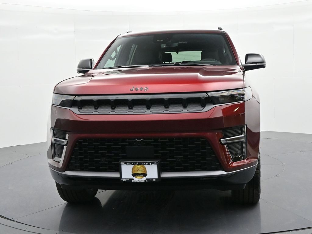 Jeep Grand Wagoneer Vehicle Full-screen Gallery Image 3