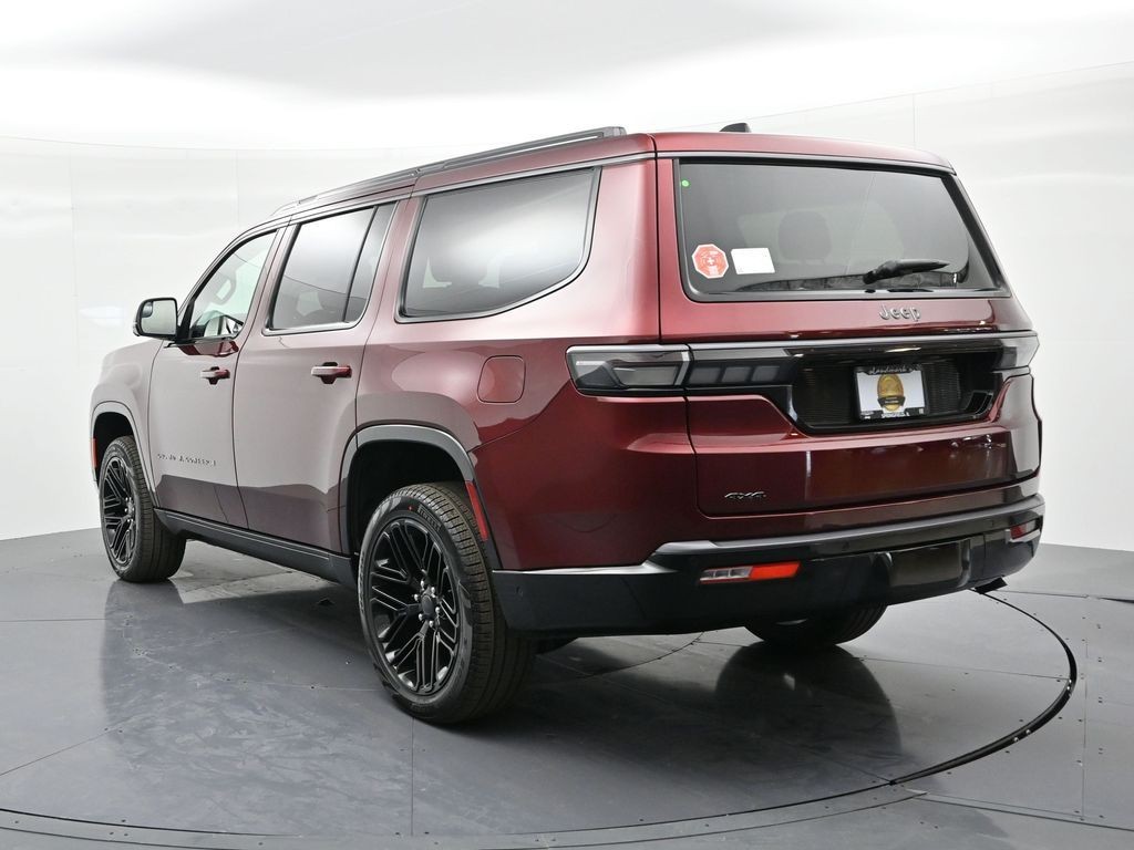 Jeep Grand Wagoneer Vehicle Full-screen Gallery Image 8