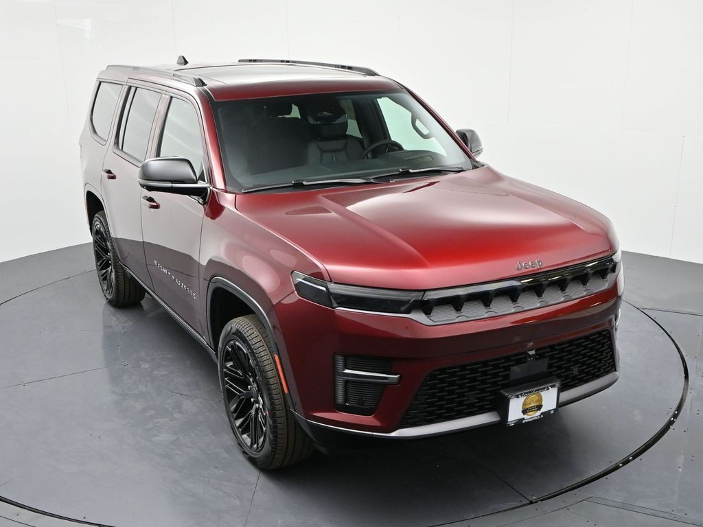 Jeep Grand Wagoneer Vehicle Full-screen Gallery Image 19