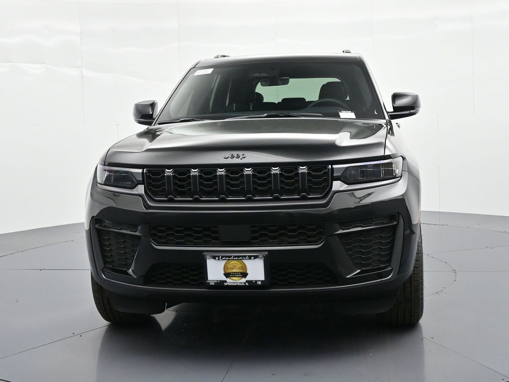 Jeep Grand Cherokee Vehicle Full-screen Gallery Image 3