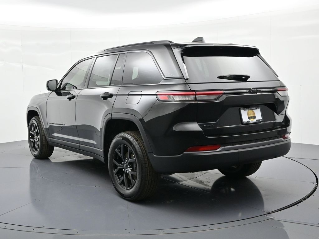 Jeep Grand Cherokee Vehicle Full-screen Gallery Image 8