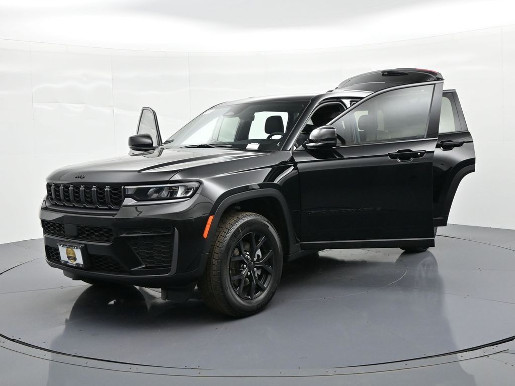 Jeep Grand Cherokee Vehicle Full-screen Gallery Image 34