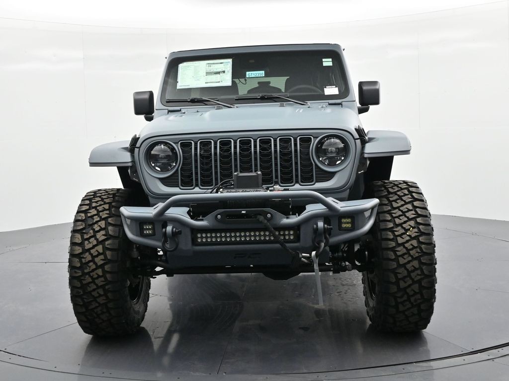 Jeep Wrangler Vehicle Full-screen Gallery Image 3