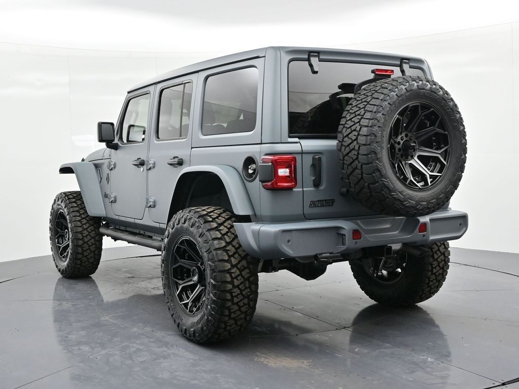 Jeep Wrangler Vehicle Full-screen Gallery Image 8