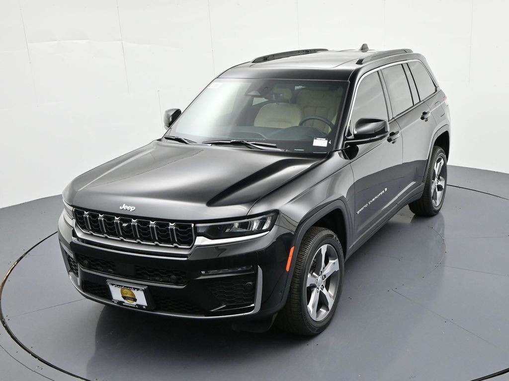 Jeep Grand Cherokee Vehicle Full-screen Gallery Image 33