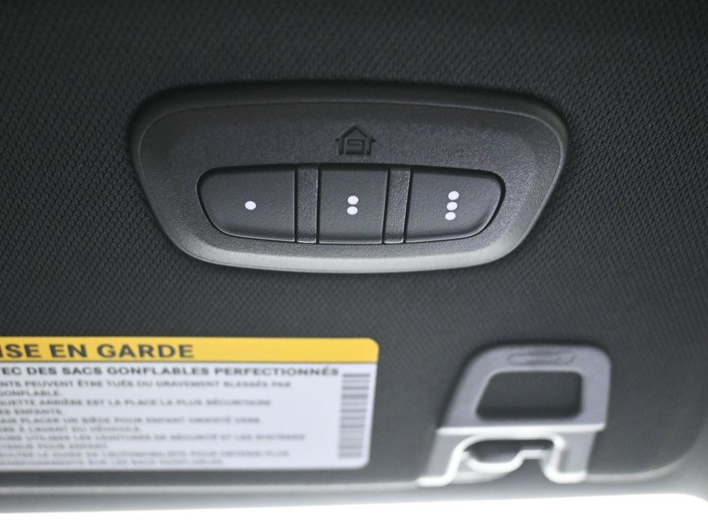 Jeep Grand Cherokee Vehicle Full-screen Gallery Image 18
