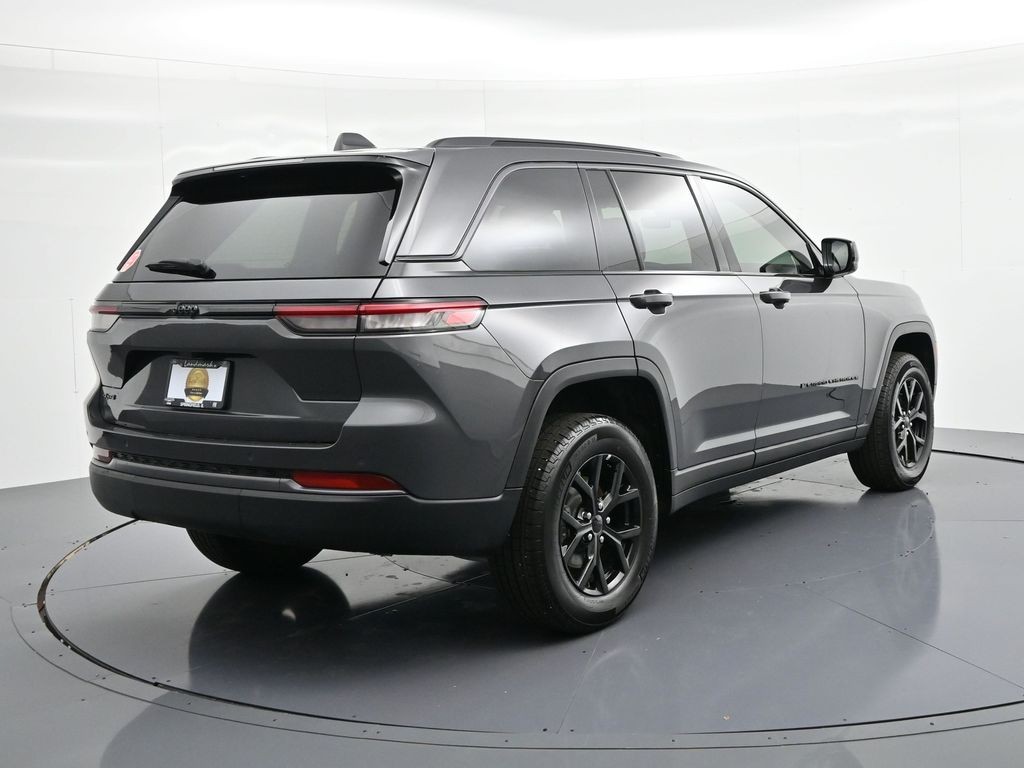 Jeep Grand Cherokee Vehicle Full-screen Gallery Image 6