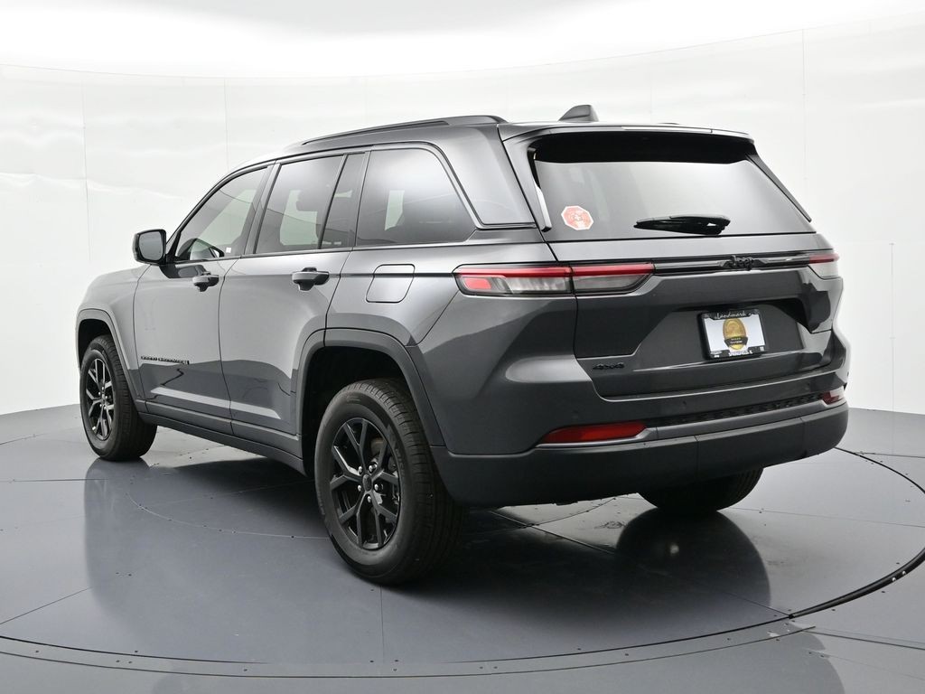 Jeep Grand Cherokee Vehicle Full-screen Gallery Image 8
