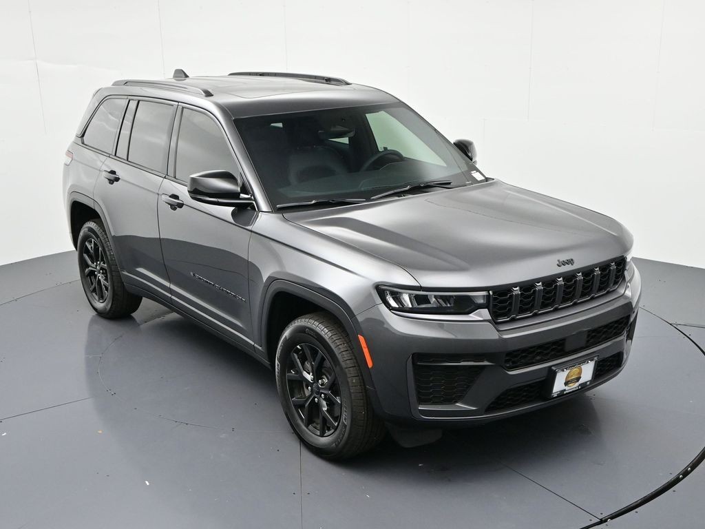 Jeep Grand Cherokee Vehicle Full-screen Gallery Image 25