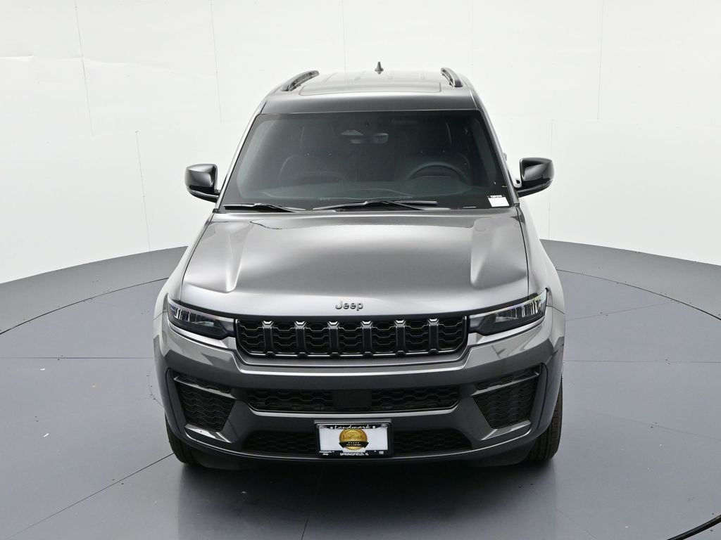 Jeep Grand Cherokee Vehicle Full-screen Gallery Image 26