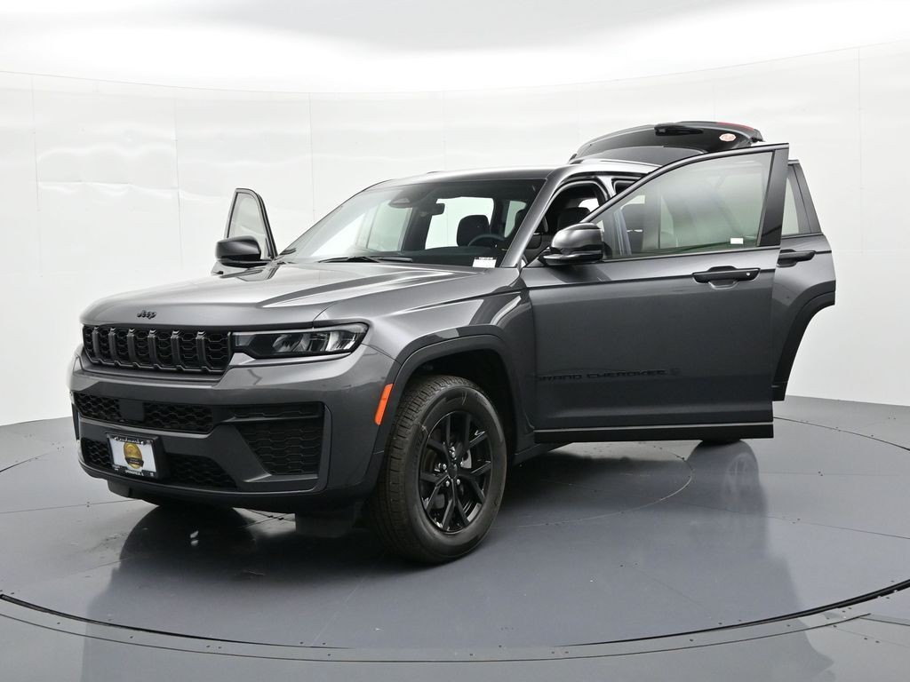 Jeep Grand Cherokee Vehicle Full-screen Gallery Image 35