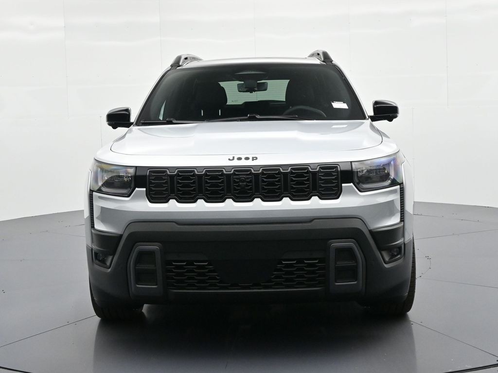 Jeep Cherokee Vehicle Full-screen Gallery Image 3