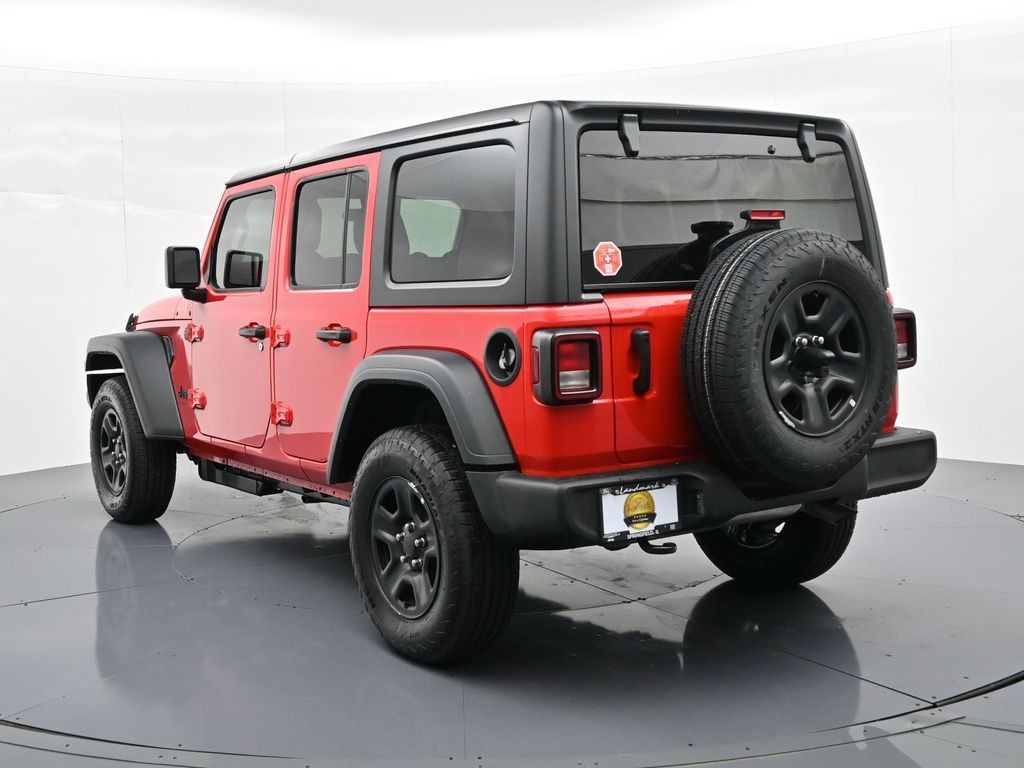 Jeep Wrangler Vehicle Full-screen Gallery Image 8