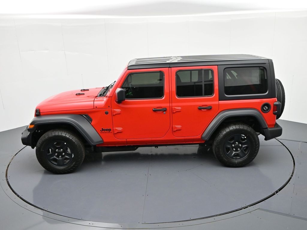 Jeep Wrangler Vehicle Full-screen Gallery Image 23