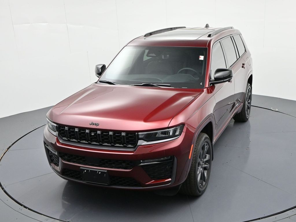 Jeep Grand Cherokee L Vehicle Full-screen Gallery Image 33