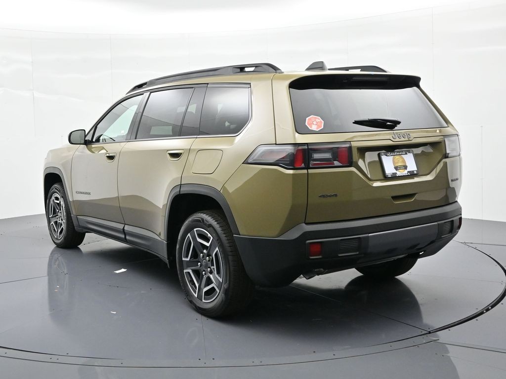 Jeep Cherokee Vehicle Full-screen Gallery Image 8