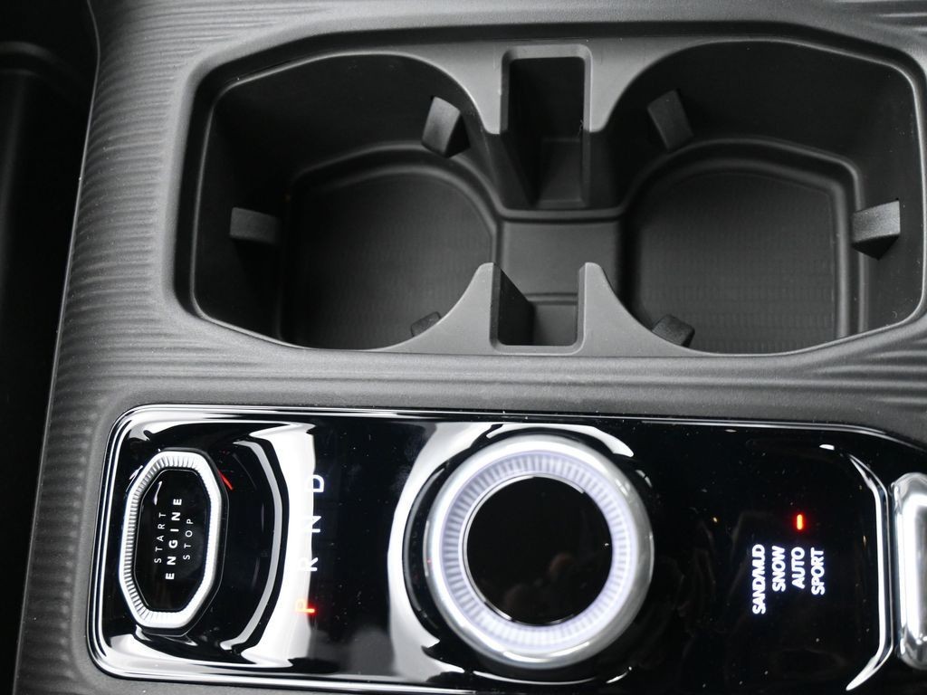 Jeep Cherokee Vehicle Full-screen Gallery Image 15