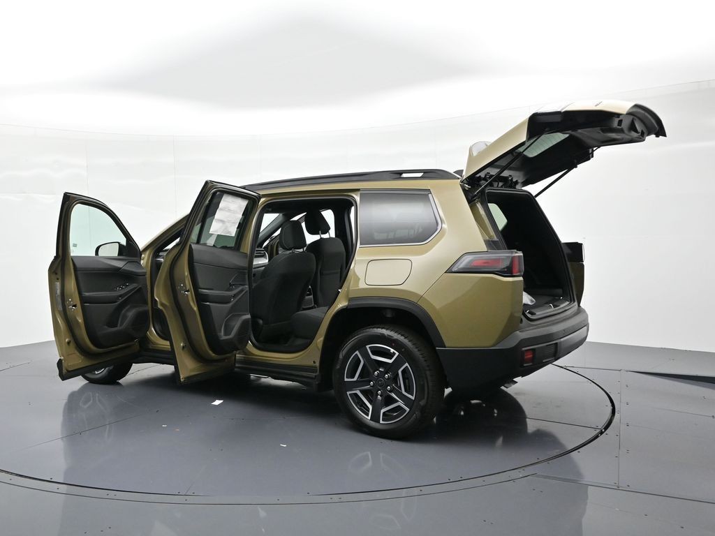 Jeep Cherokee Vehicle Full-screen Gallery Image 37
