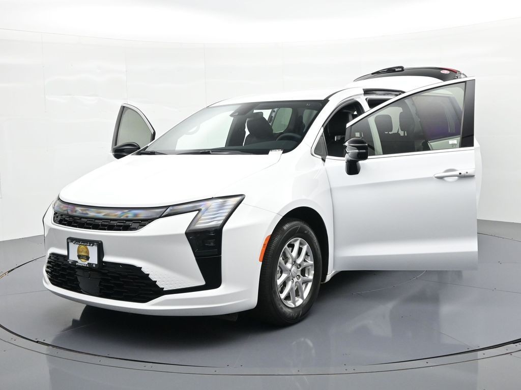 Chrysler Pacifica Vehicle Full-screen Gallery Image 26