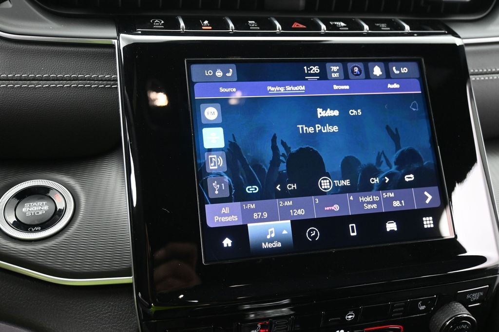 Jeep Grand Cherokee Vehicle Full-screen Gallery Image 10