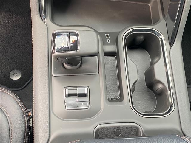 GMC Sierra 1500 Vehicle Full-screen Gallery Image 10