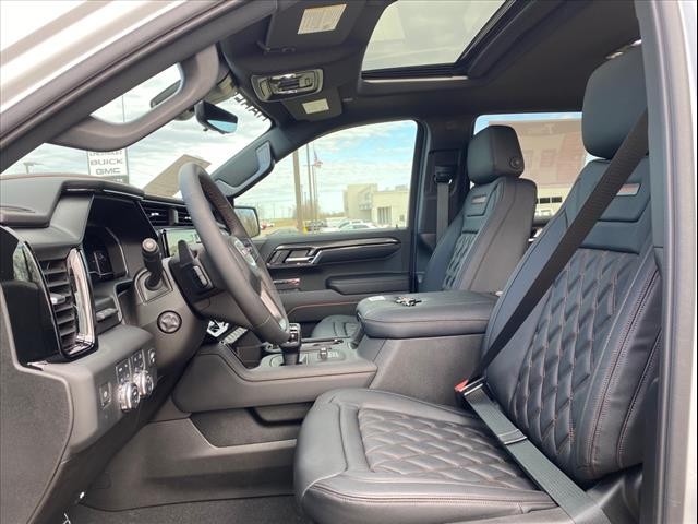 GMC Sierra 1500 Vehicle Full-screen Gallery Image 16