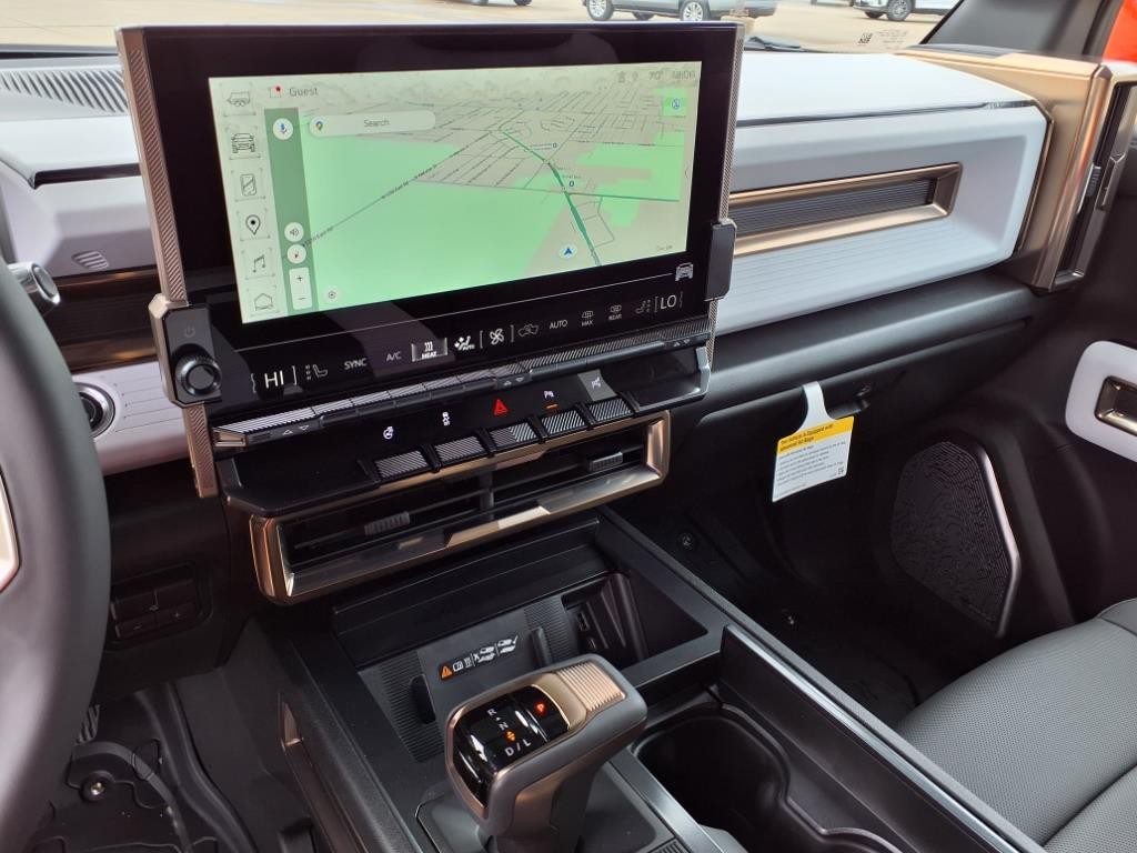 GMC HUMMER EV SUV Vehicle Full-screen Gallery Image 6