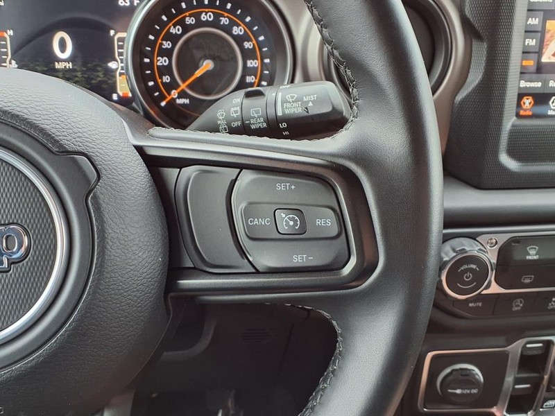 Jeep Wrangler Unlimited Vehicle Full-screen Gallery Image 18