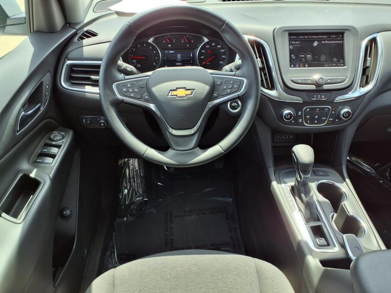 Chevrolet Equinox Vehicle Full-screen Gallery Image 04