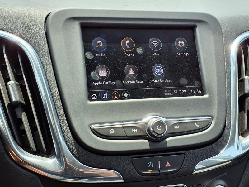 Chevrolet Equinox Vehicle Full-screen Gallery Image 09