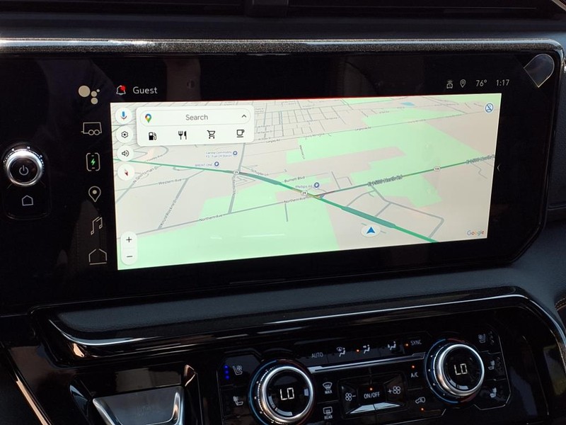 GMC Sierra 2500HD Vehicle Full-screen Gallery Image 8