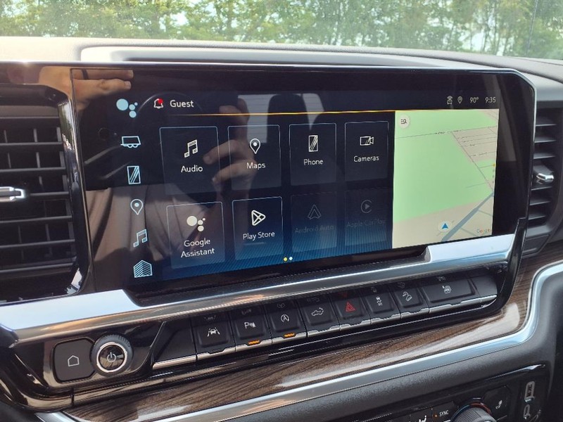 Chevrolet Silverado 1500 Vehicle Full-screen Gallery Image 8