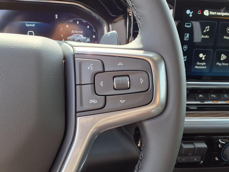 Chevrolet Silverado 1500 Vehicle Full-screen Gallery Image 14