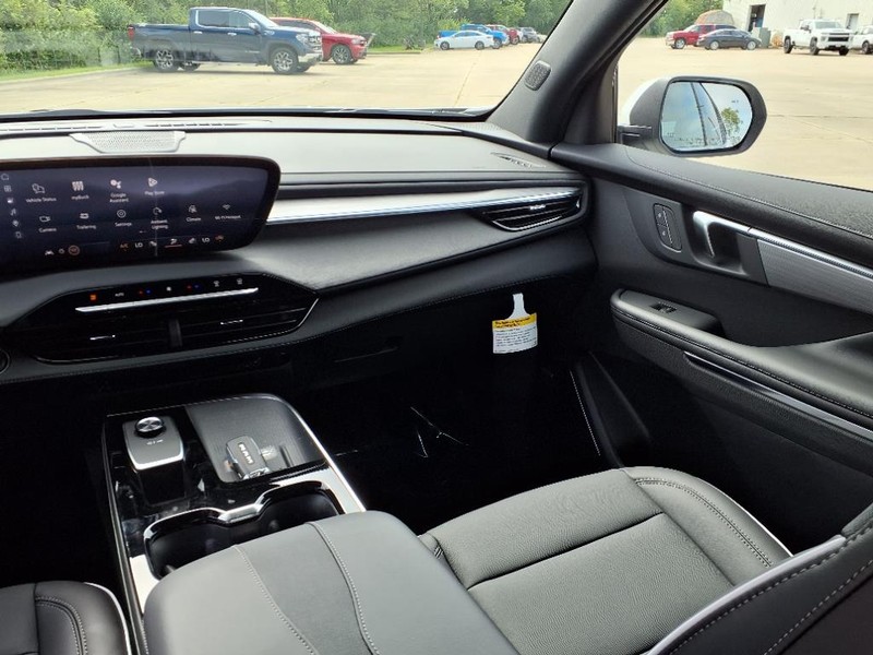 Buick Enclave Vehicle Full-screen Gallery Image 6