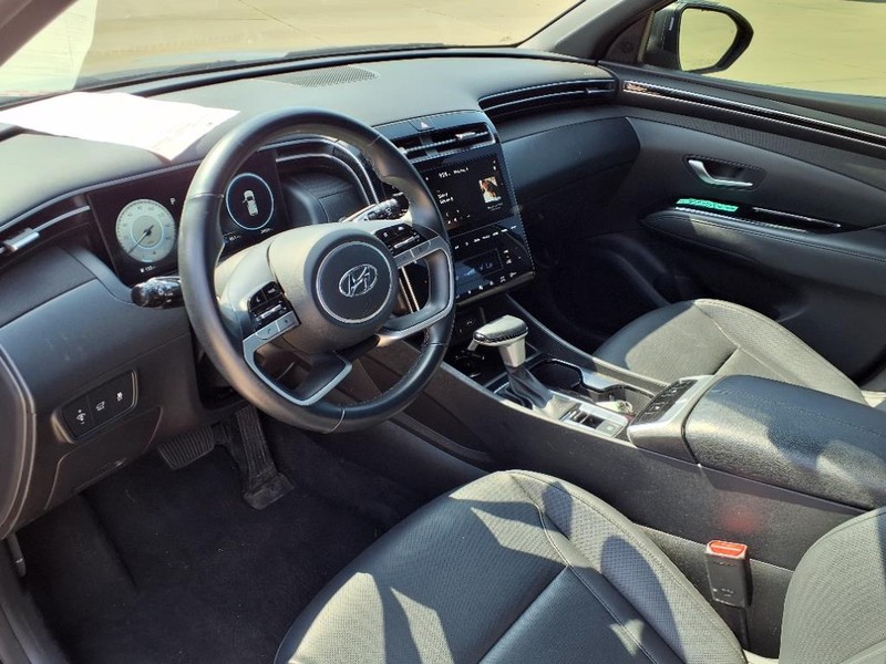 Hyundai Tucson Vehicle Full-screen Gallery Image 21