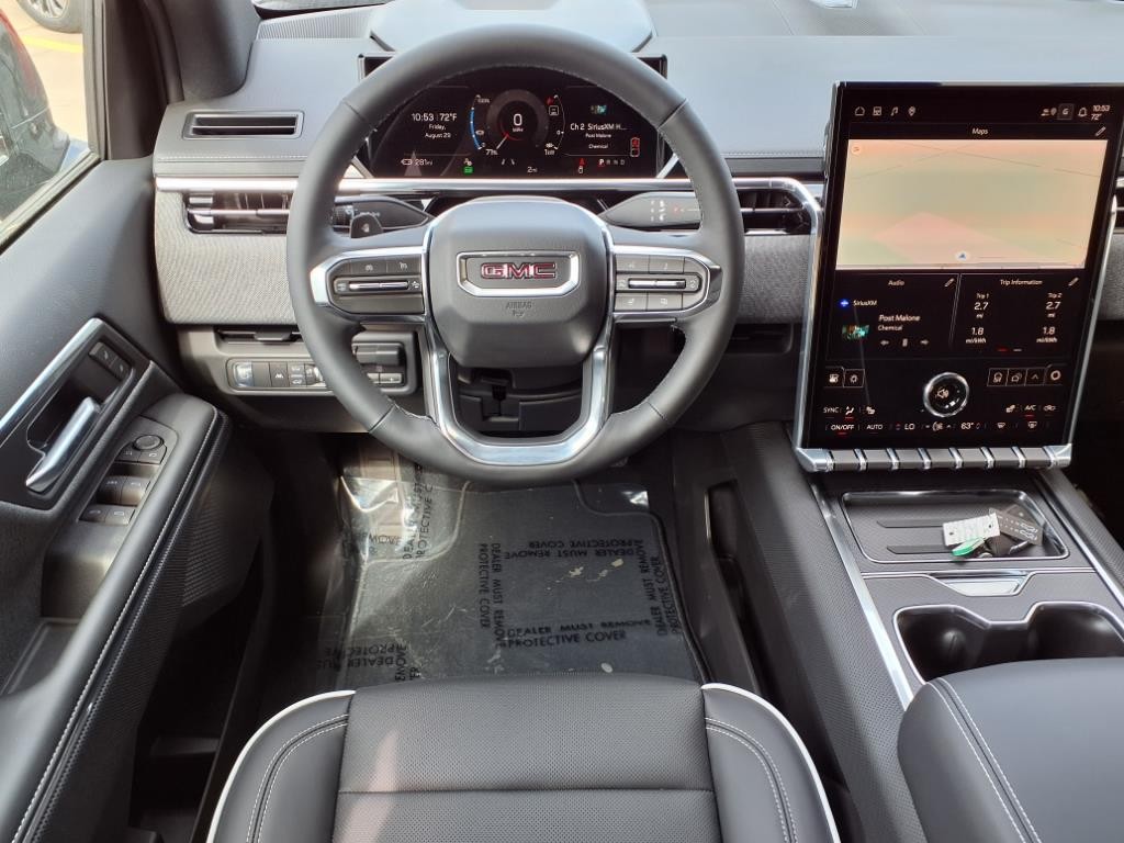 GMC Sierra EV Vehicle Full-screen Gallery Image 3